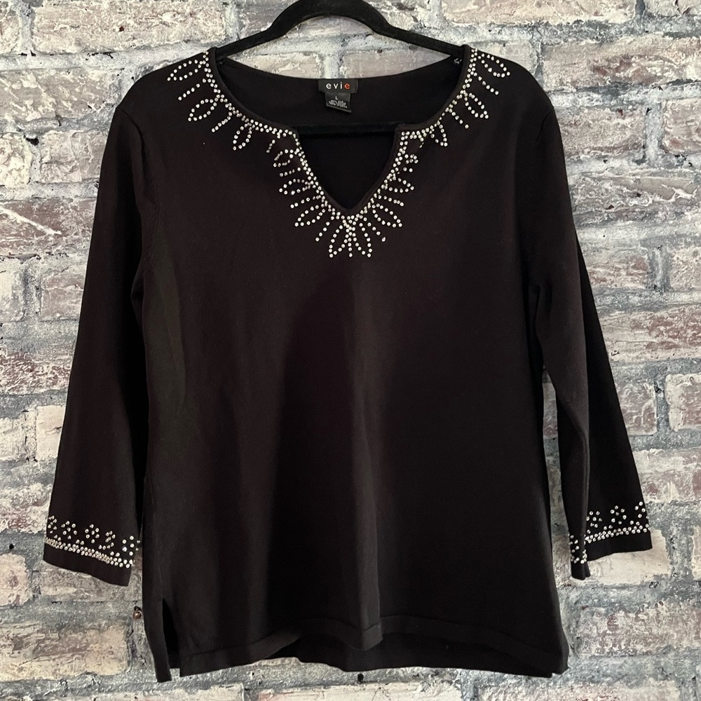 Statement sweater by EVIE all embellishments are sewn on. This is 55% silk 🌸